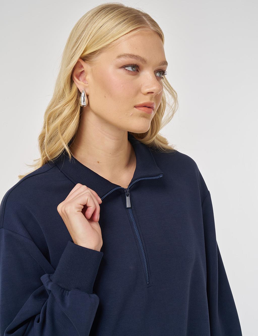 Dik Yaka Sweatshirt Koyu Lacivert
