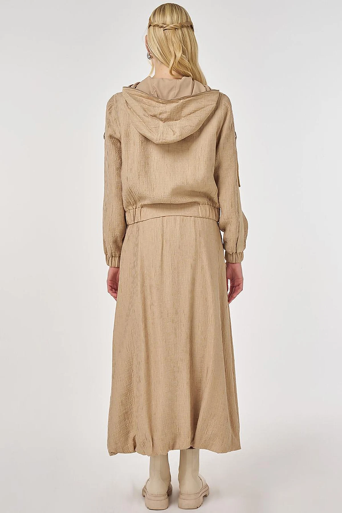 Punto-Stitched Lyocell Viscose Skirt Set Beige