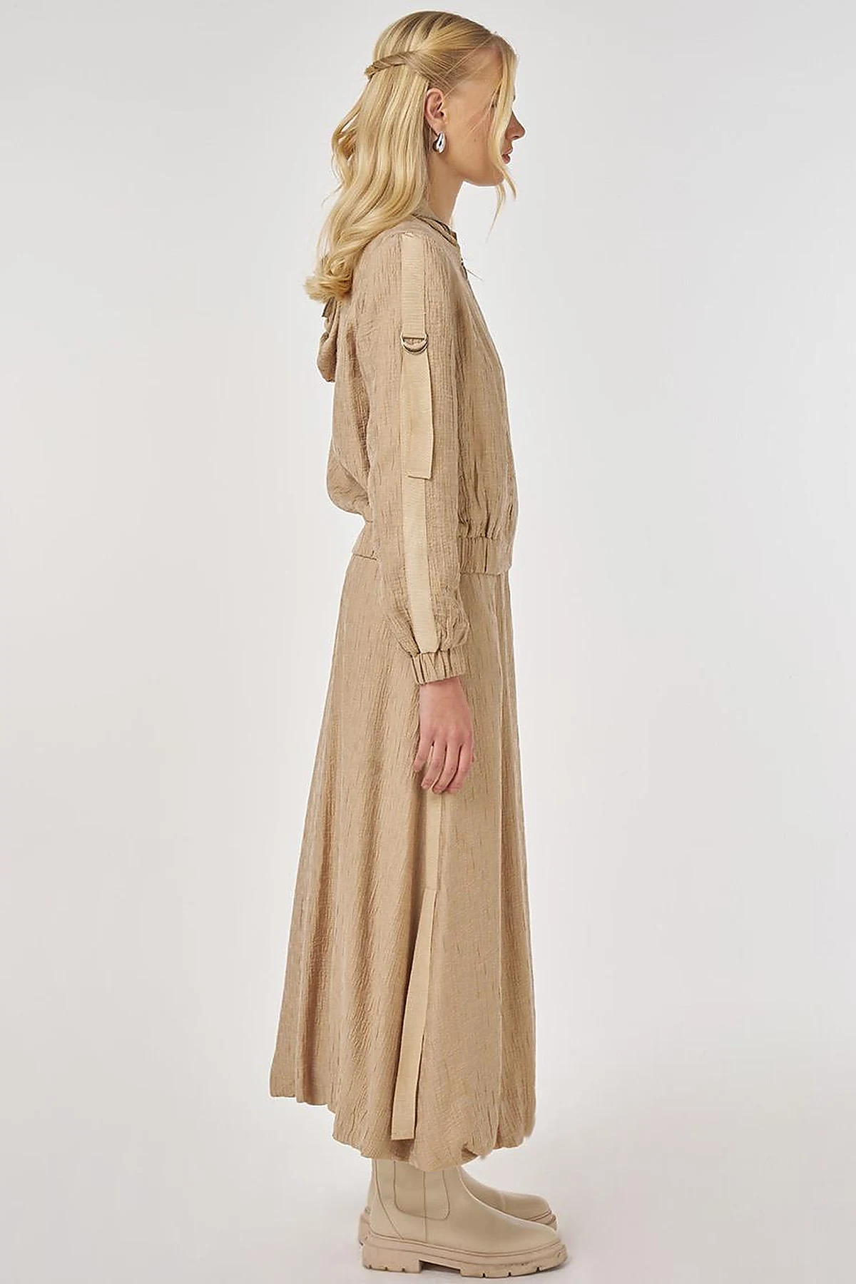 Punto-Stitched Lyocell Viscose Skirt Set Beige