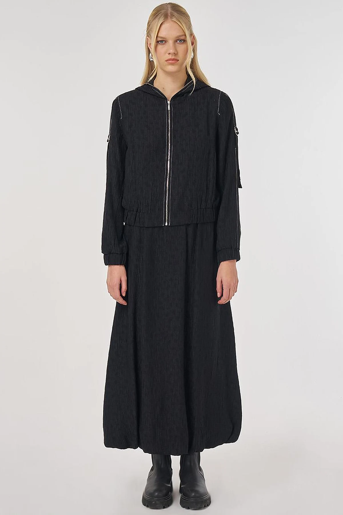 Punto-Stitched Lyocell Viscose Skirt Set Black