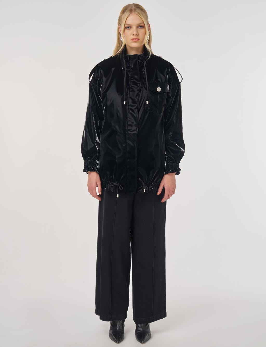 Parlak Görünümlü Dik Yaka Ceket Siyah 