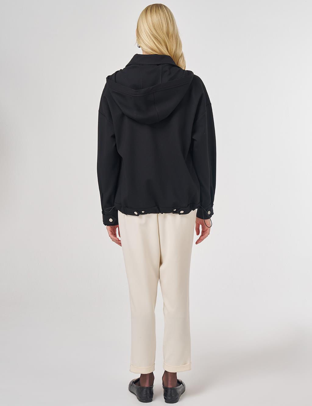 Dikiş Detaylı Kısa Ceket Siyah