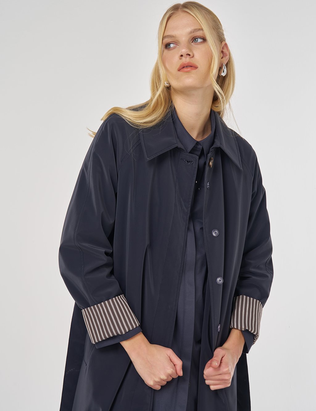 Reglan Kol Kuşaklı Pardesü Koyu Lacivert