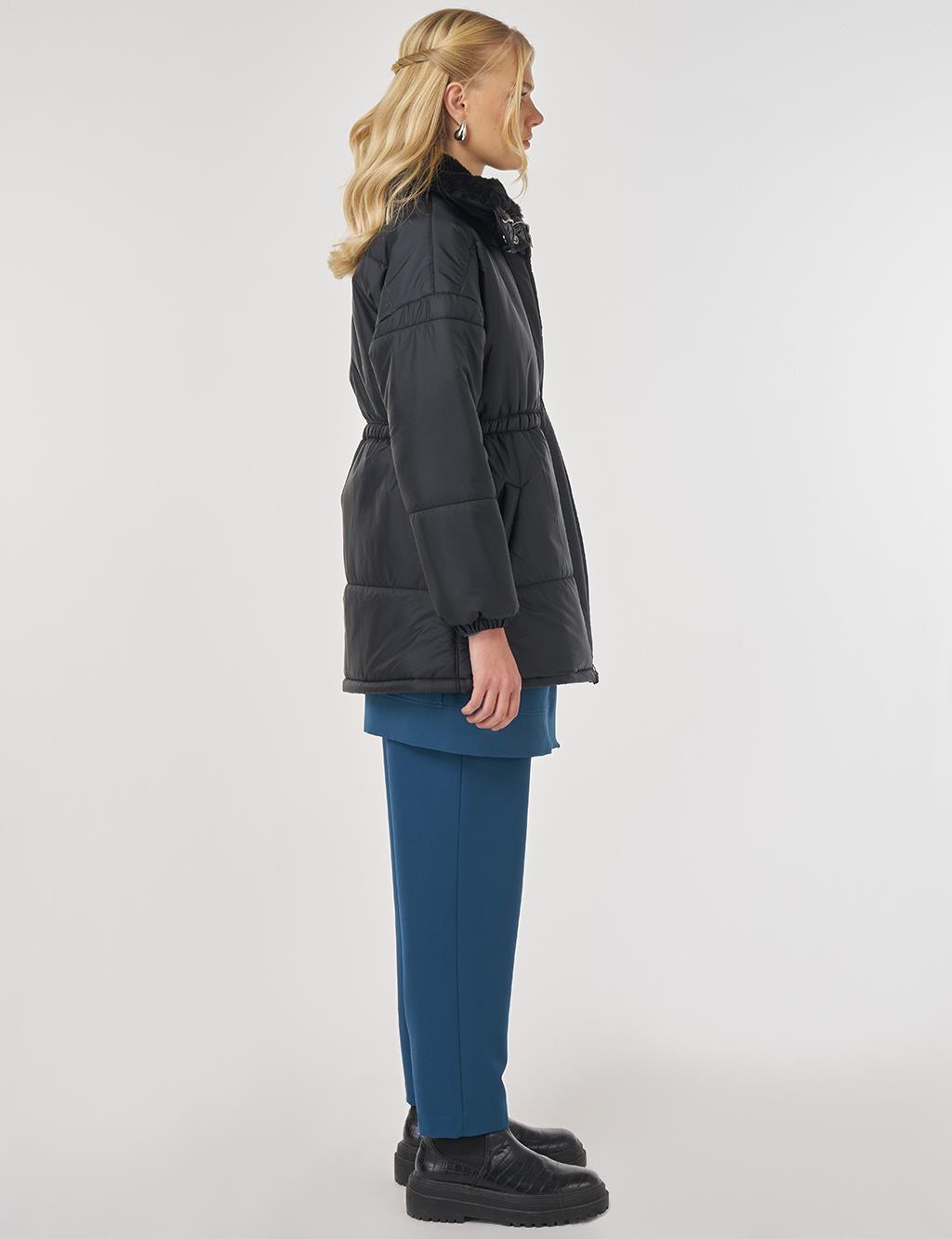 Fur-Collar Quilted Coat in Black