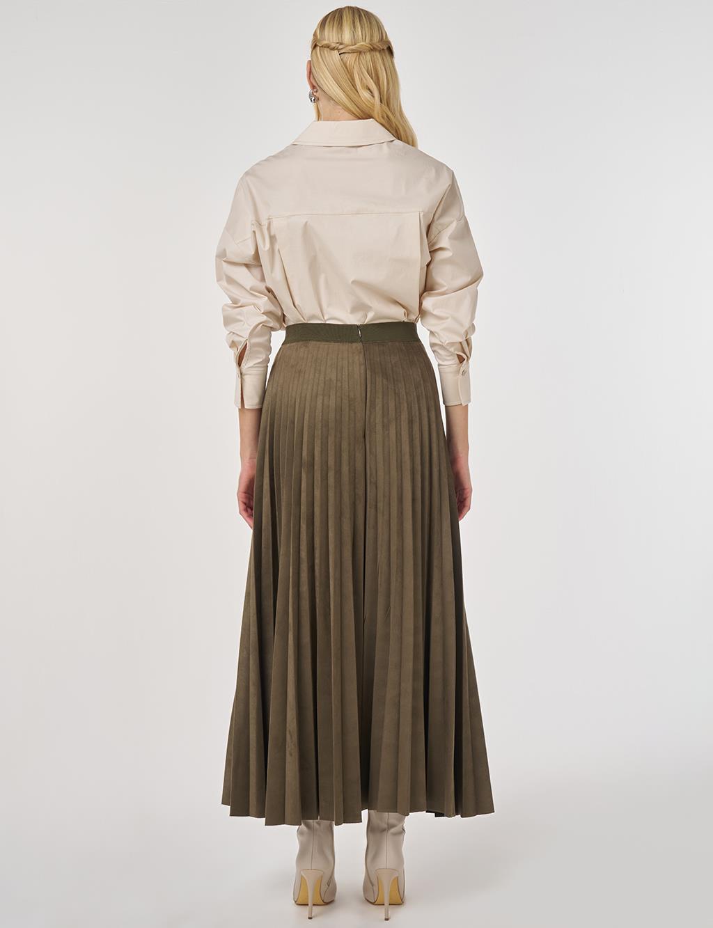 Pleated Suede Skirt in Khaki