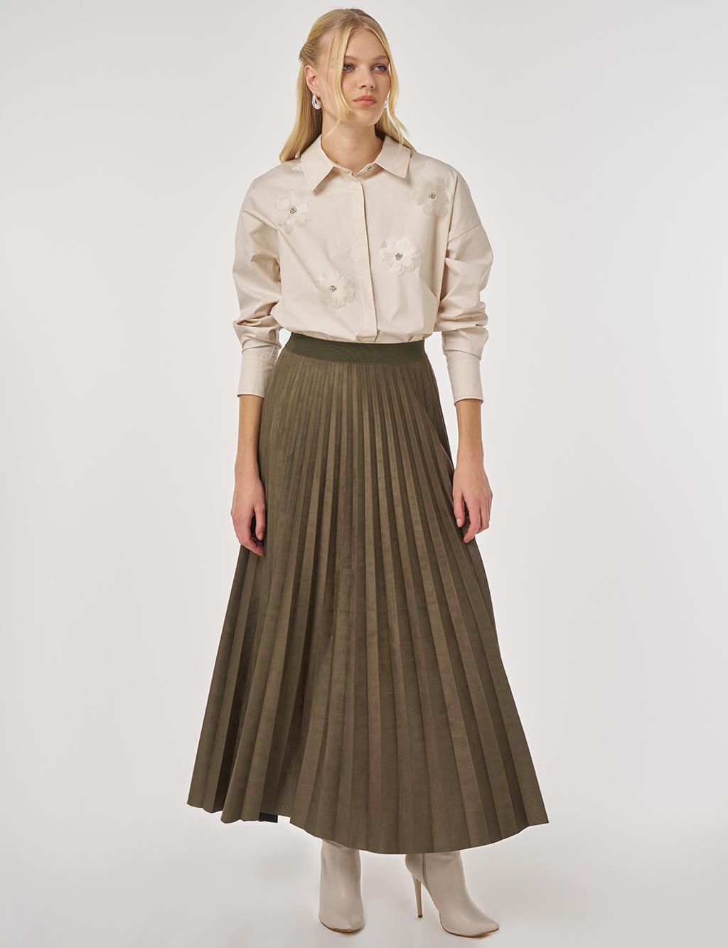 Pleated Suede Skirt in Khaki