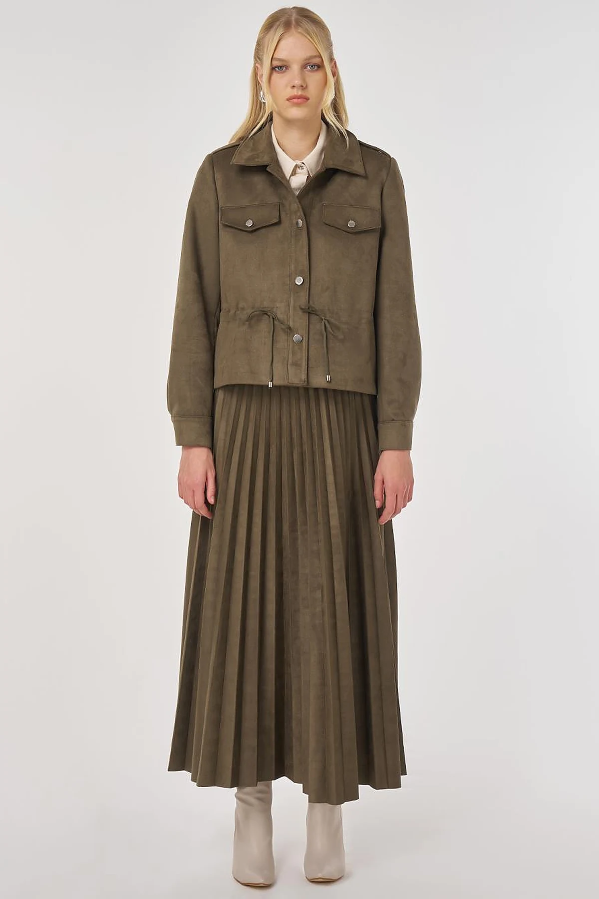 Double-Pocket Suede Jacket in Khaki