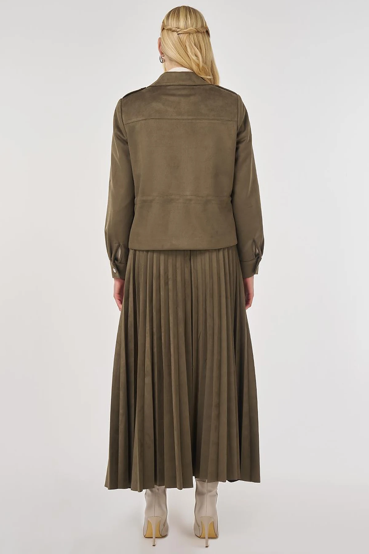 Double-Pocket Suede Jacket in Khaki