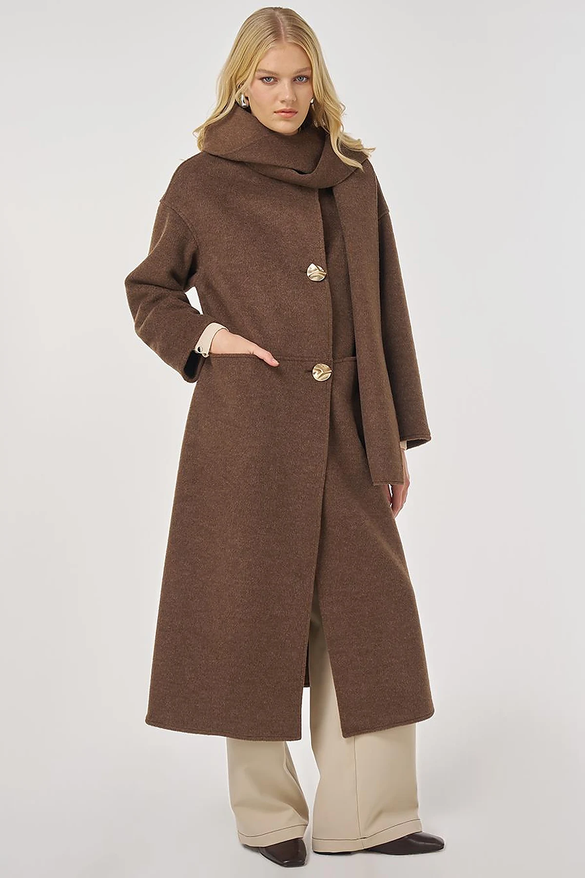 Button-Detailed Scarfed Cashmere Coat in Bitter Brown