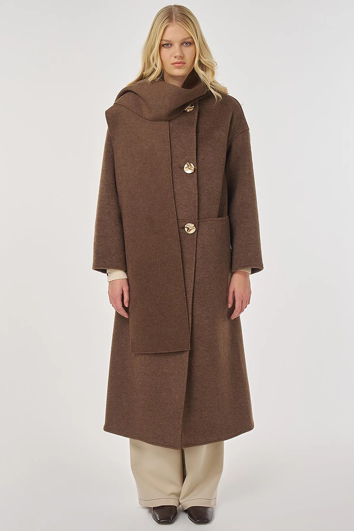 Button-Detailed Scarfed Cashmere Coat in Bitter Brown