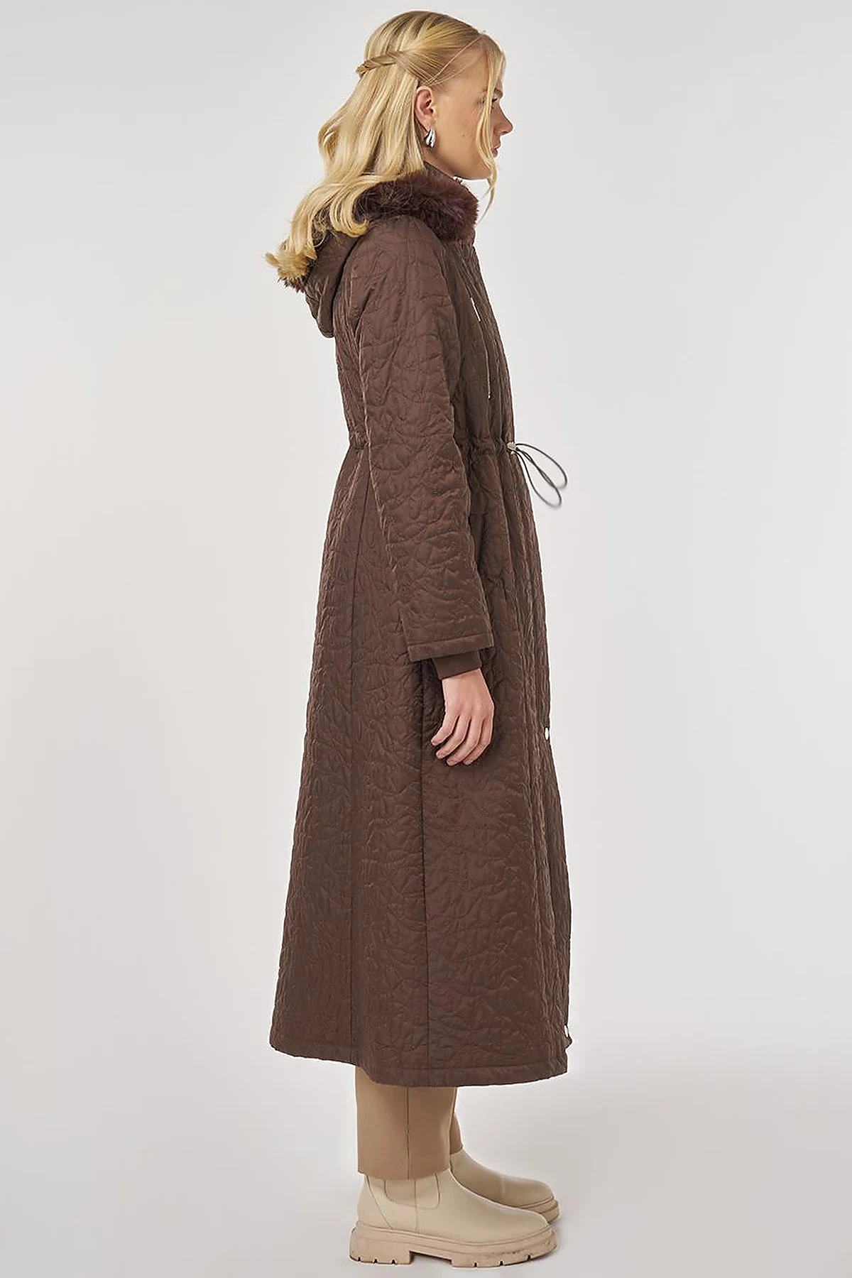 Fur-Detailed Quilted Coat in Dark Brown