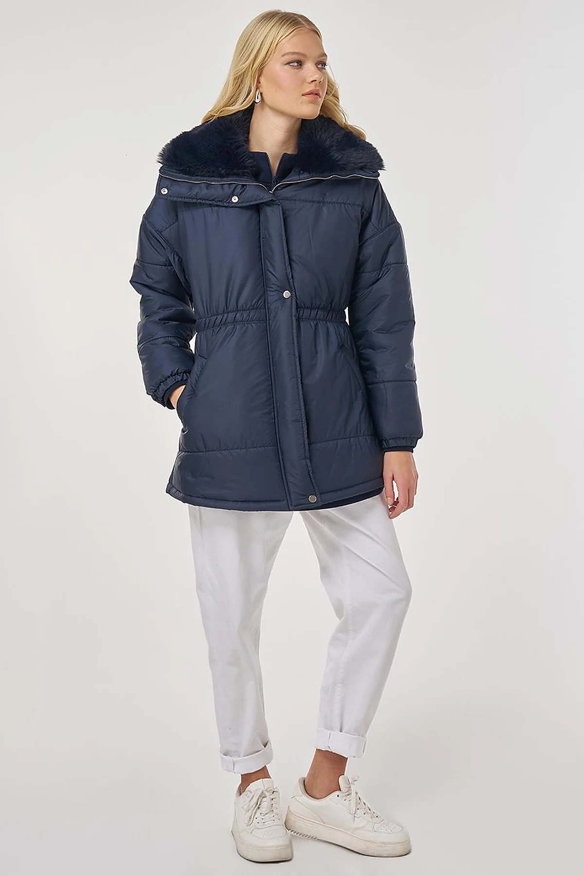 Fur-Collar Quilted Coat in Dark Navy