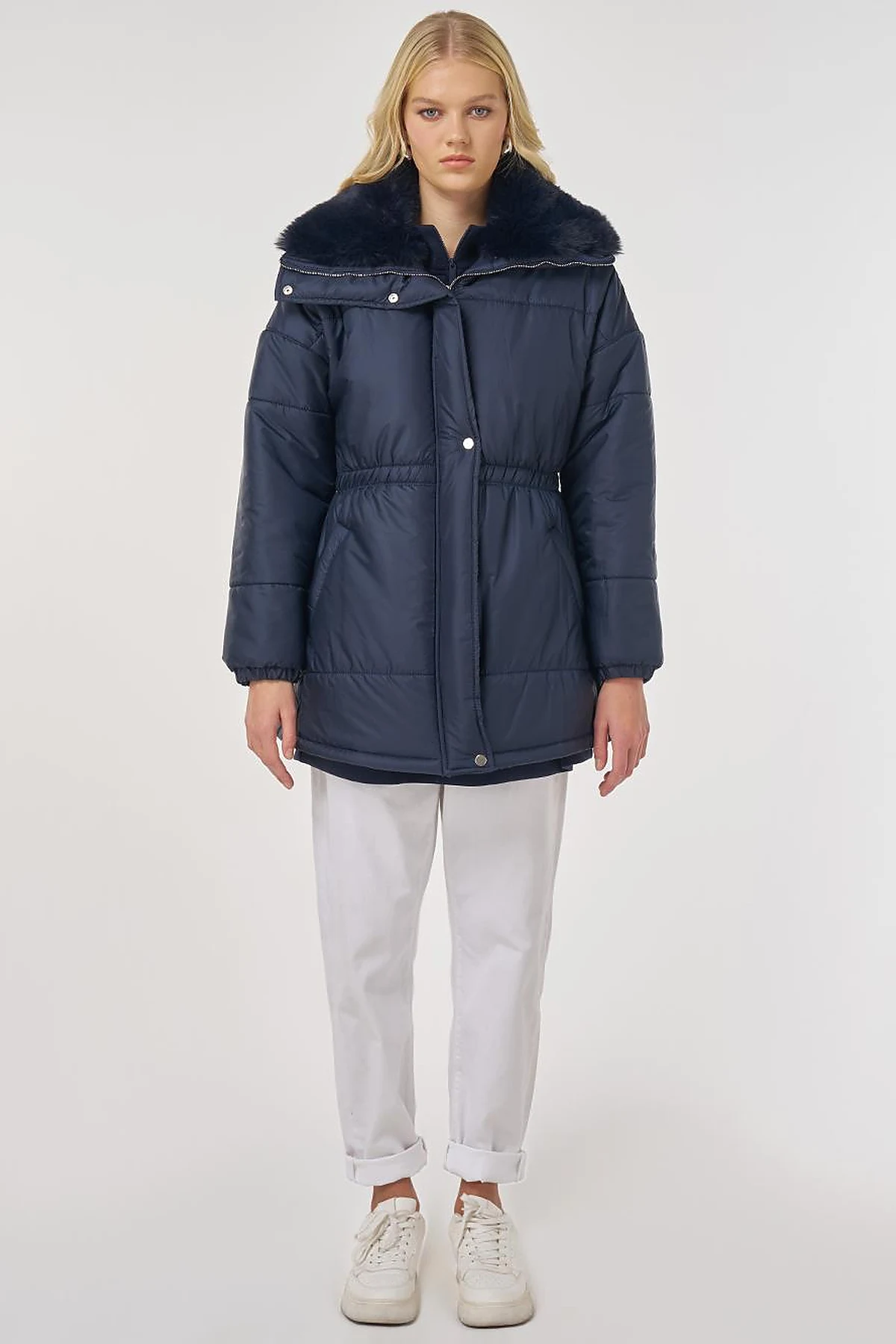 Fur-Collar Quilted Coat in Dark Navy