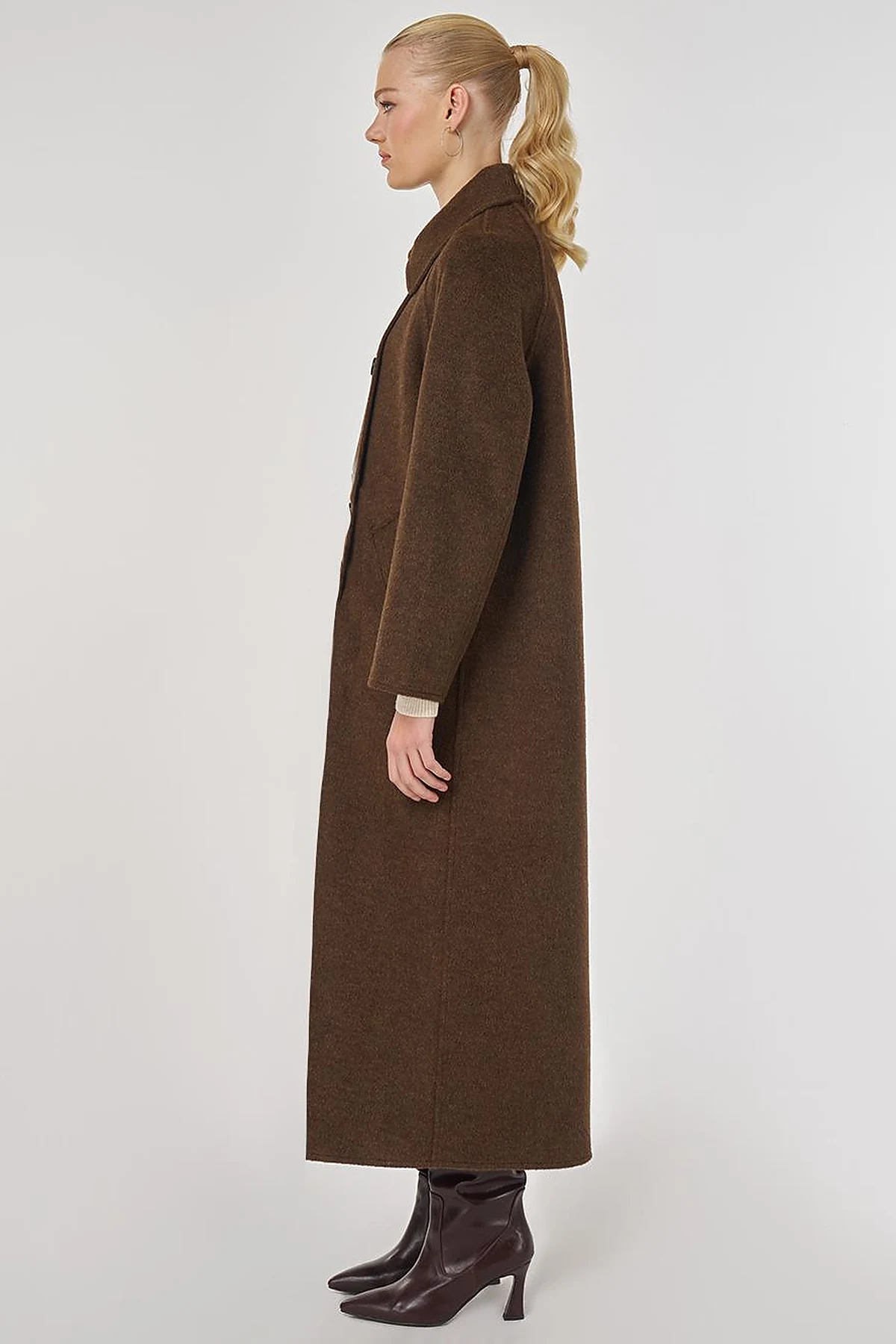 Double-Breasted Wool-Blend Coat in Dark Brown