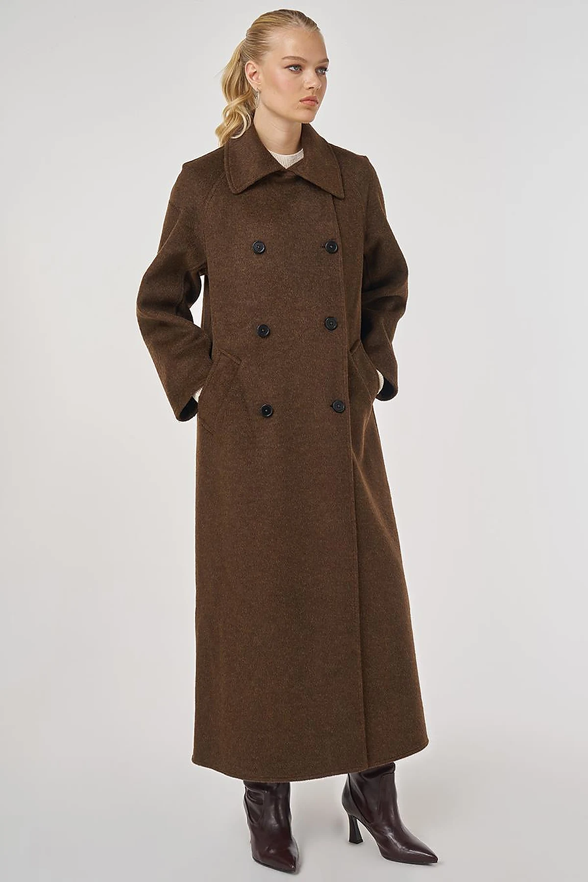 Double-Breasted Wool-Blend Coat in Dark Brown