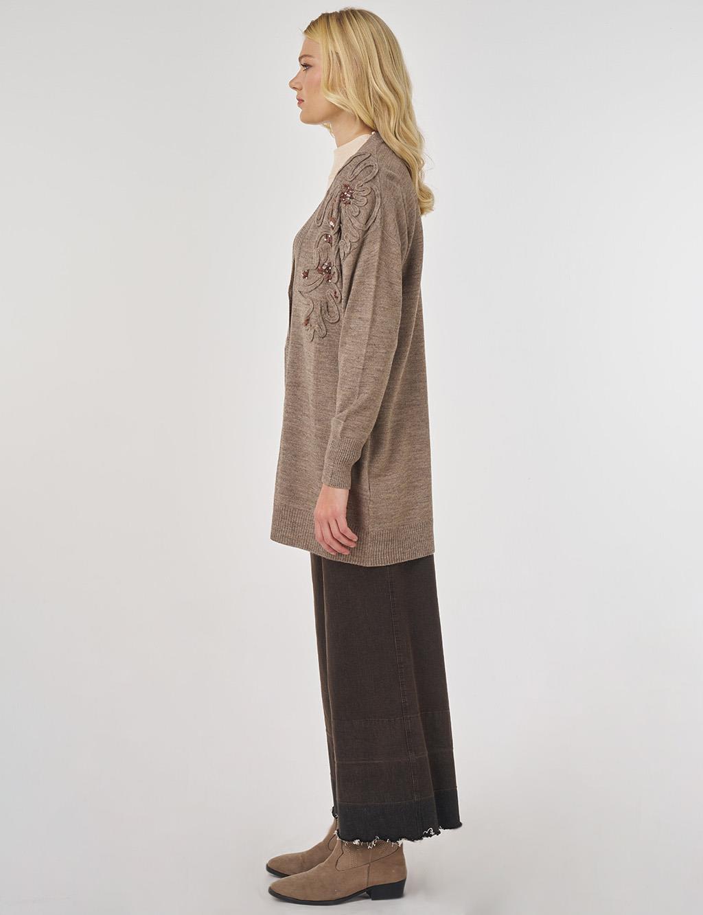 Sequin Detailed Knit Cardigan in Beige