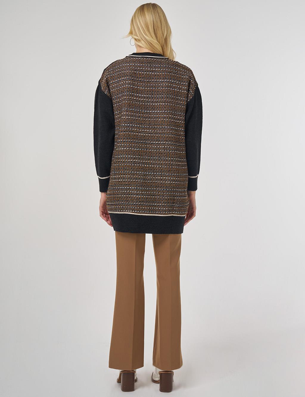 Contrast Trim Knit Cardigan in Black