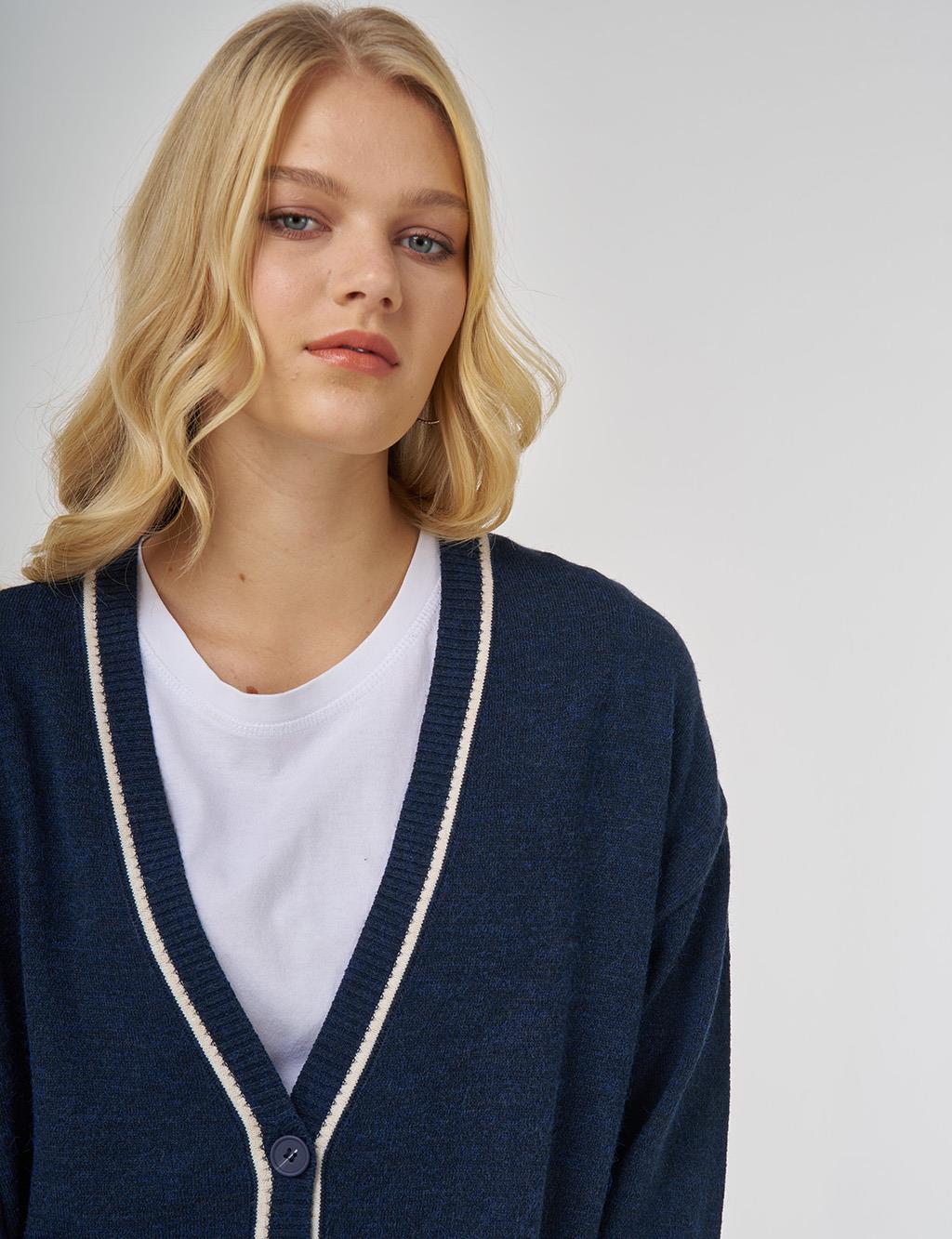 Contrast Trim Knit Cardigan in Navy Blue