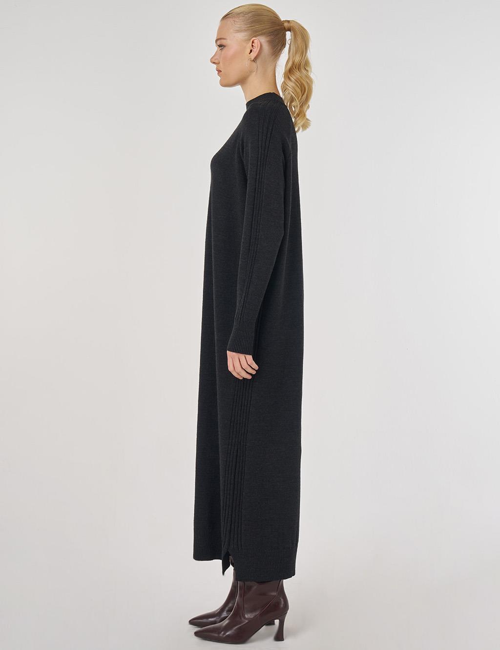 Raglan Sleeve Knit Dress in Black