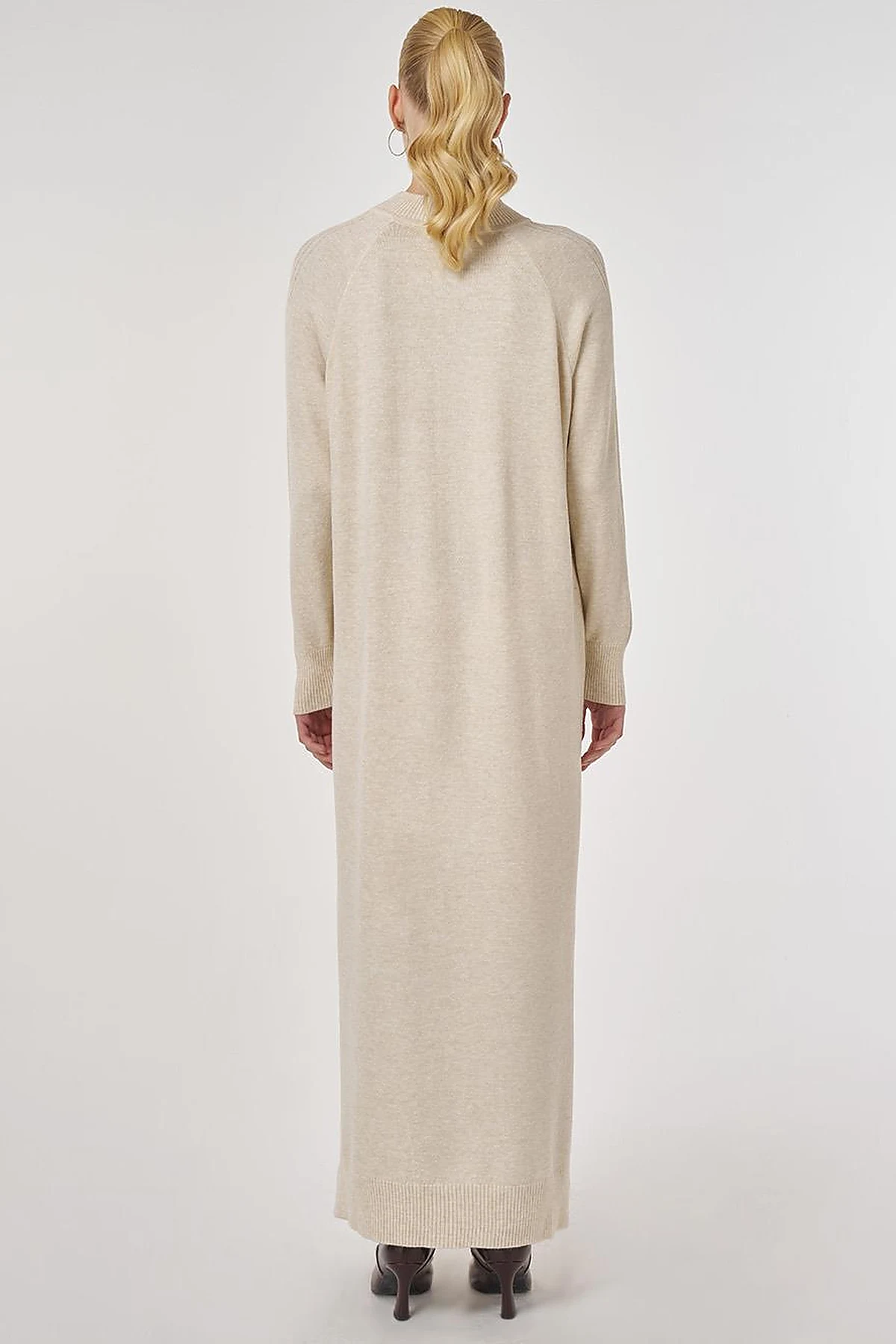 Raglan Sleeve Knit Dress in Cream