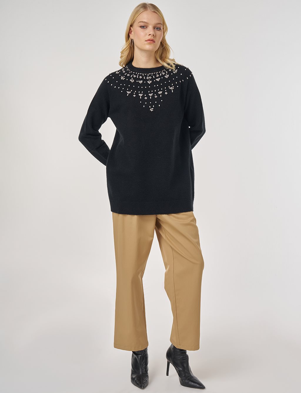 Stone Embroidered Knit Tunic in Black