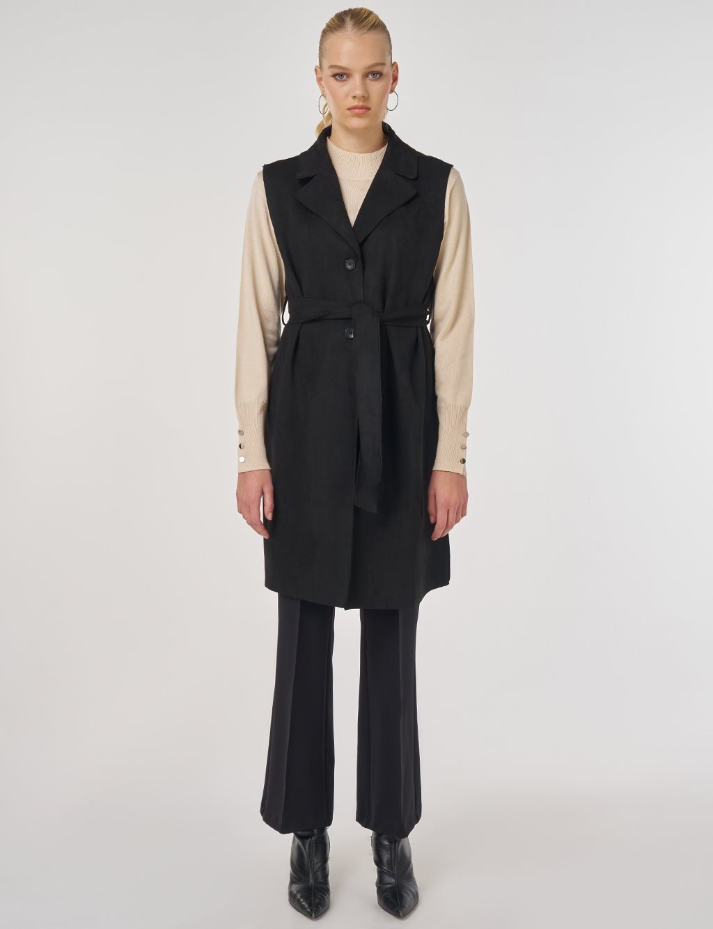 Stitch-Detail Suede Vest in Black