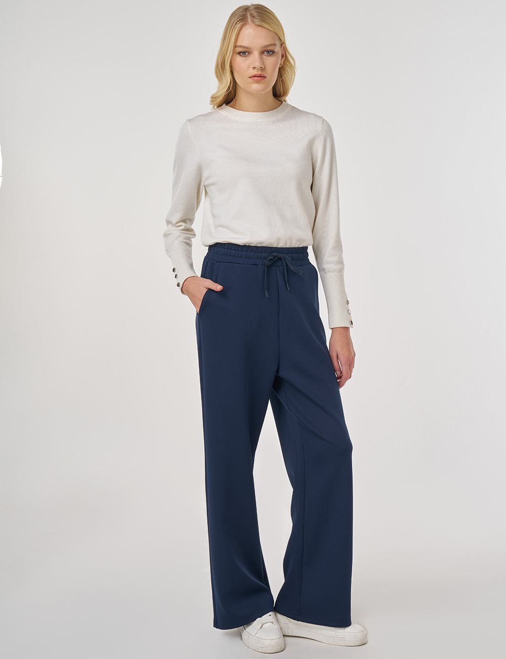 Drawstring Relaxed-Fit Pants Navy Blue