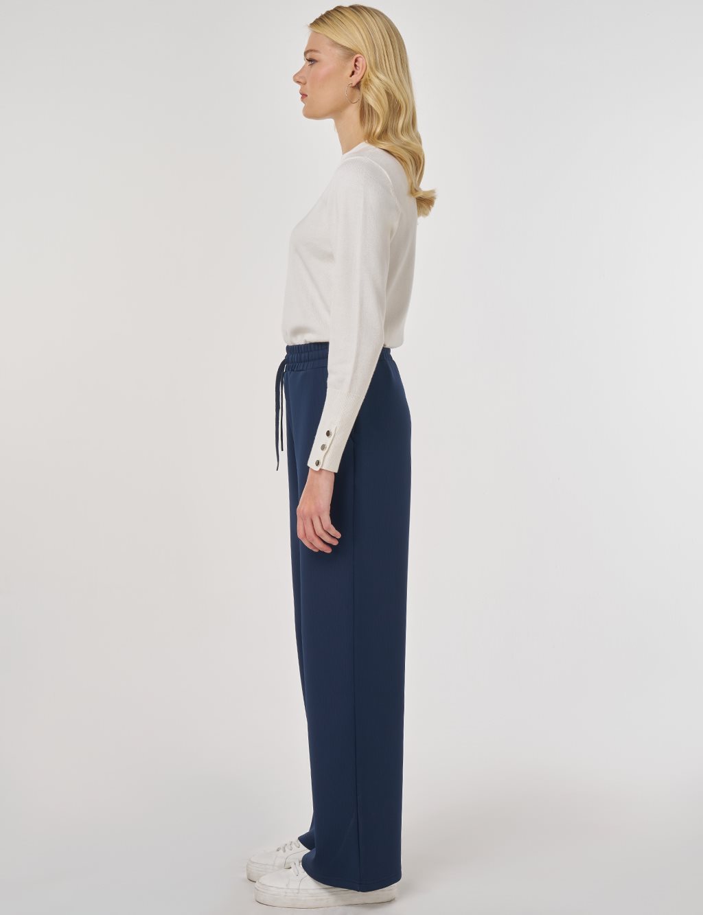 Drawstring Relaxed-Fit Pants Navy Blue