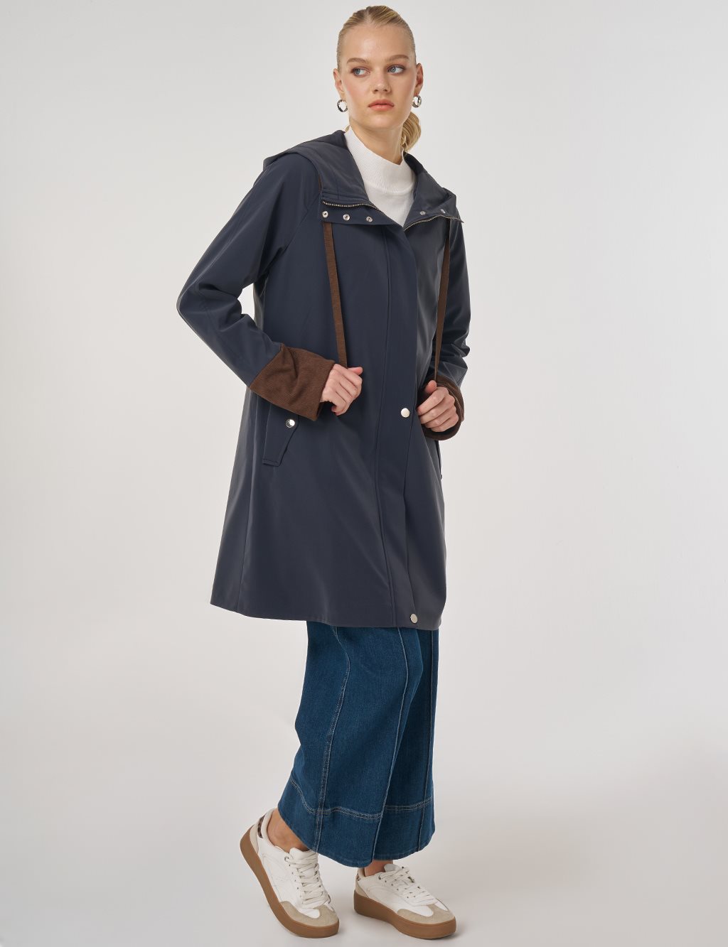 Kadife Garnili Kapüşonlu Kap Koyu Lacivert 