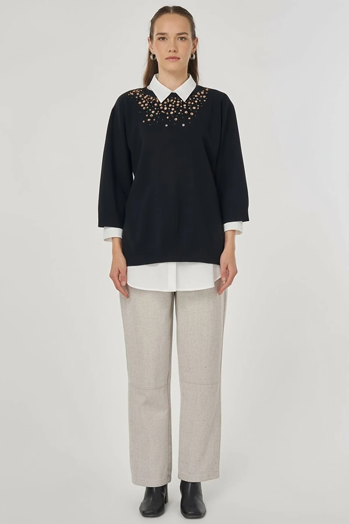 Sequin-Detail Collar Viscose Knit Tunic in Black