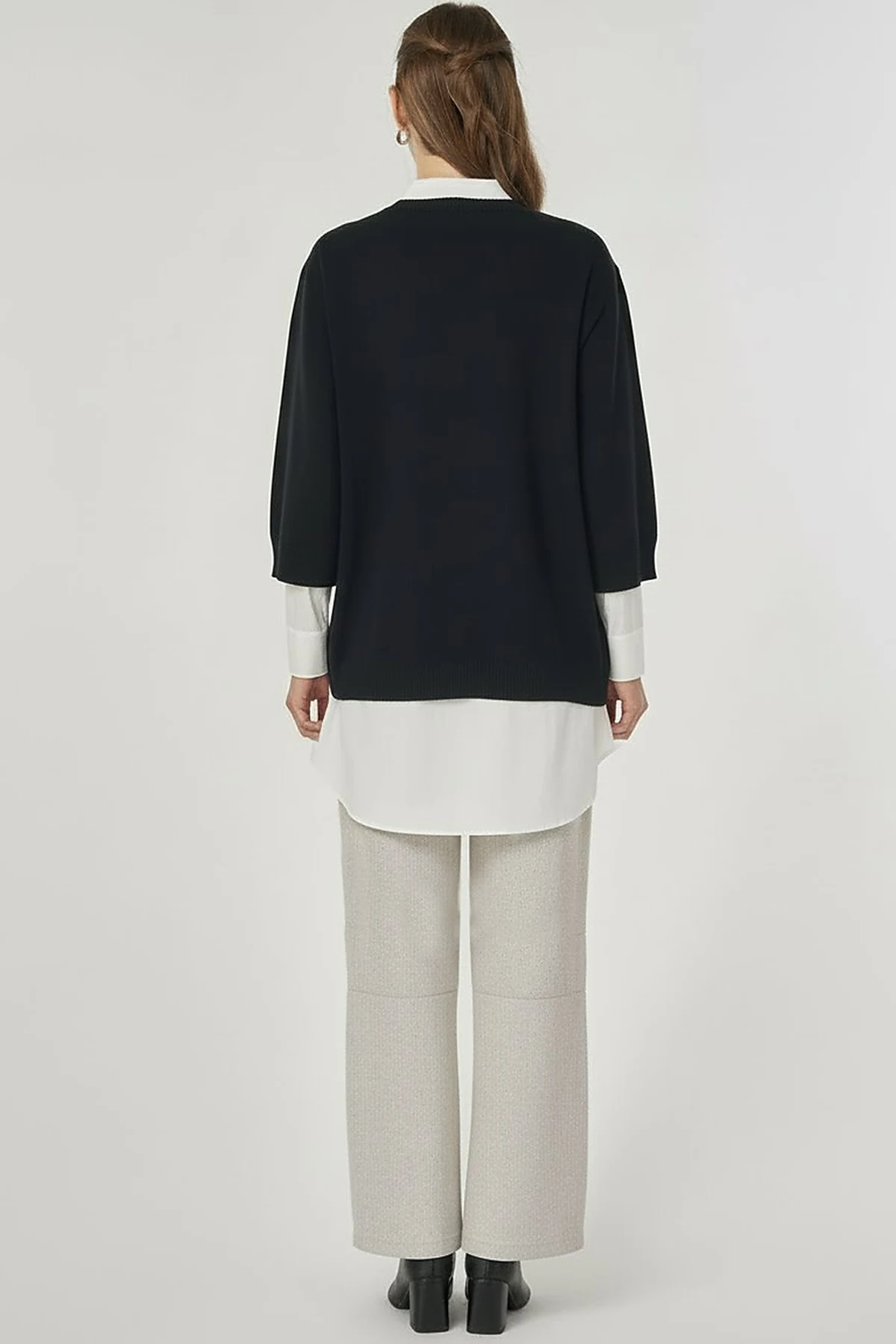 Sequin-Detail Collar Viscose Knit Tunic in Black