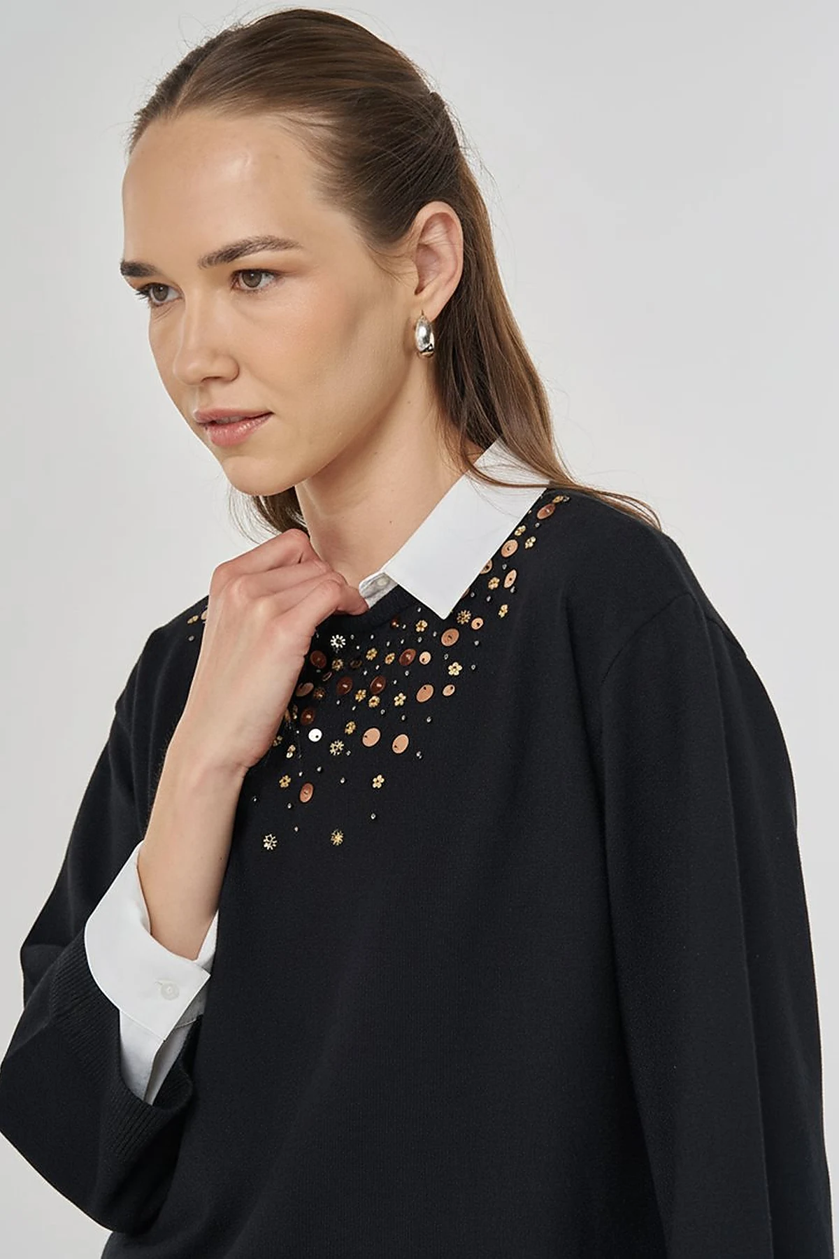 Sequin-Detail Collar Viscose Knit Tunic in Black