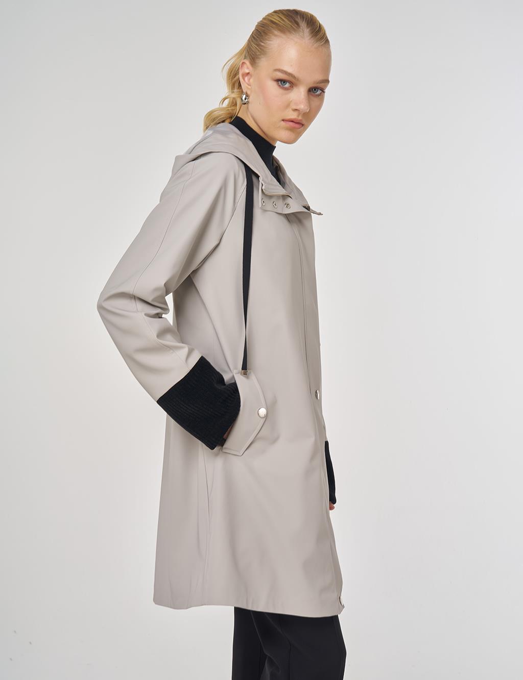 Kadife Garnili Kapüşonlu Kap Gri