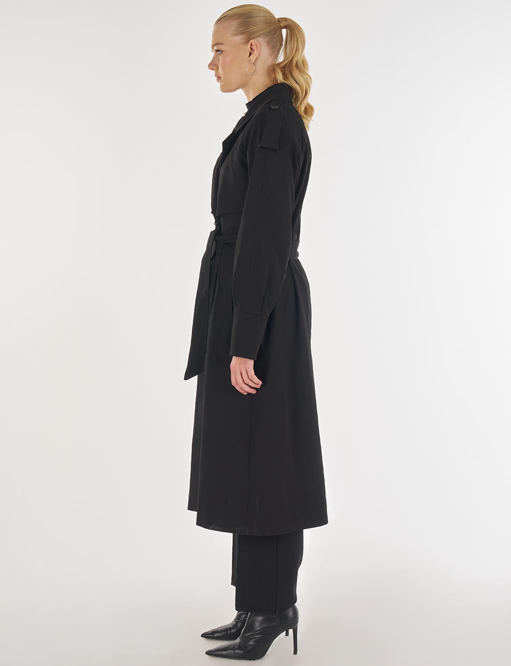 İşleme Detaylı Trençkot Siyah 