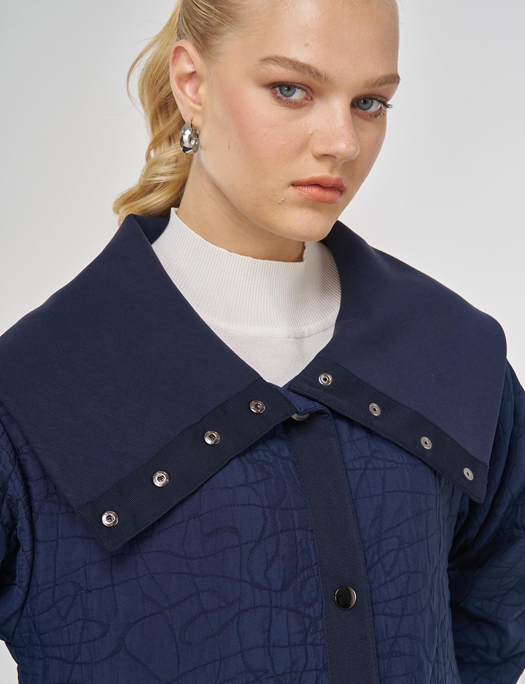 Wide-Collar Overcoat in Dark Navy