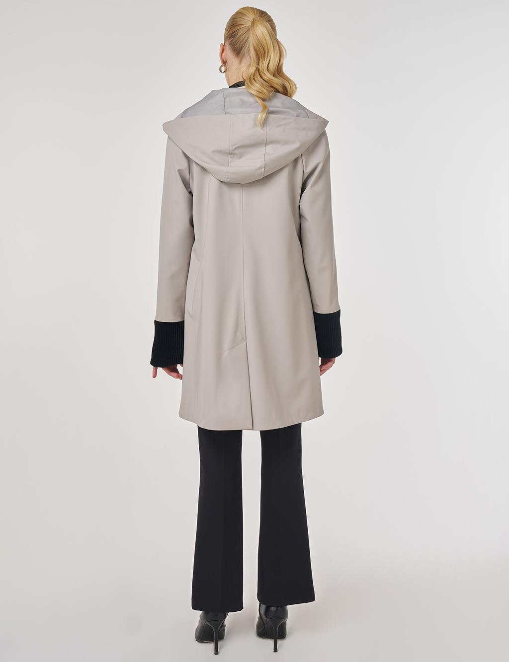 Kadife Garnili Kapüşonlu Kap Gri