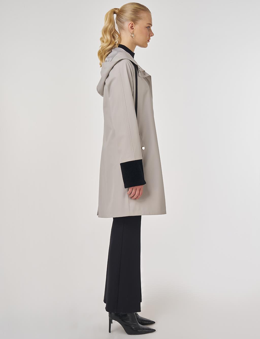 Kadife Garnili Kapüşonlu Kap Gri