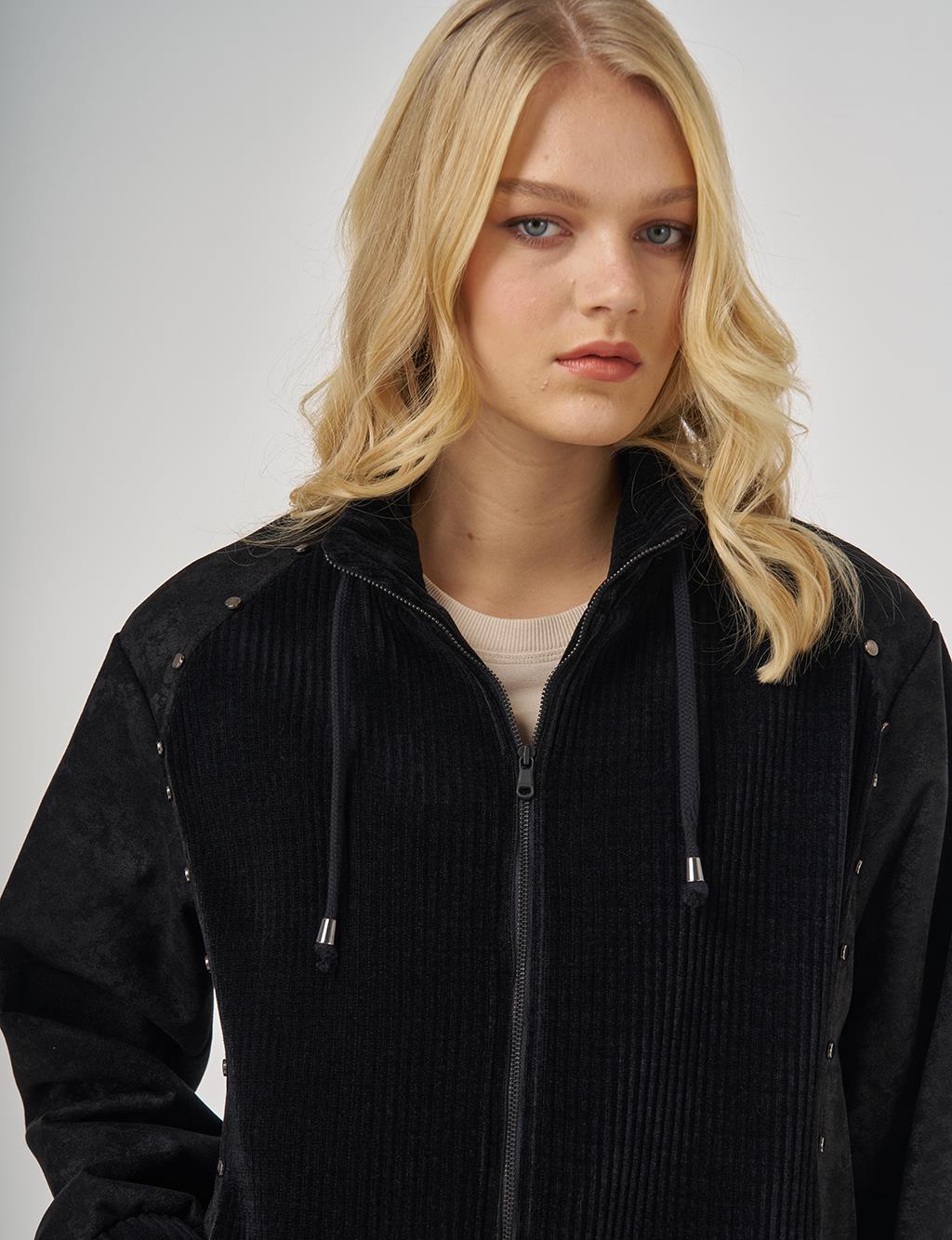 Troque Printed Velvet Jacket in Black