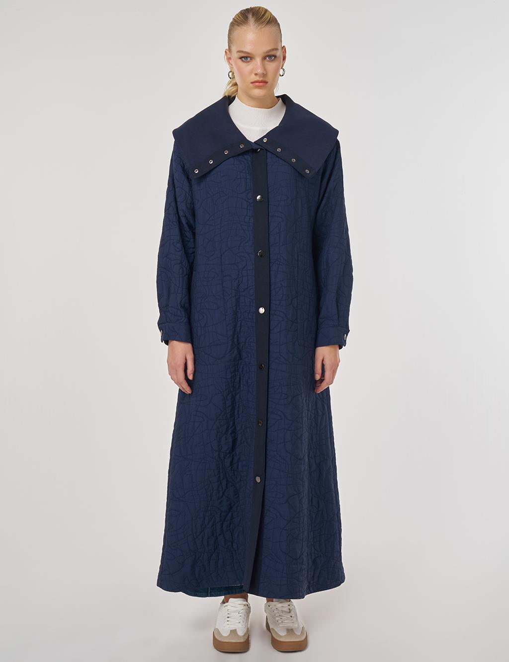 Wide-Collar Overcoat in Dark Navy