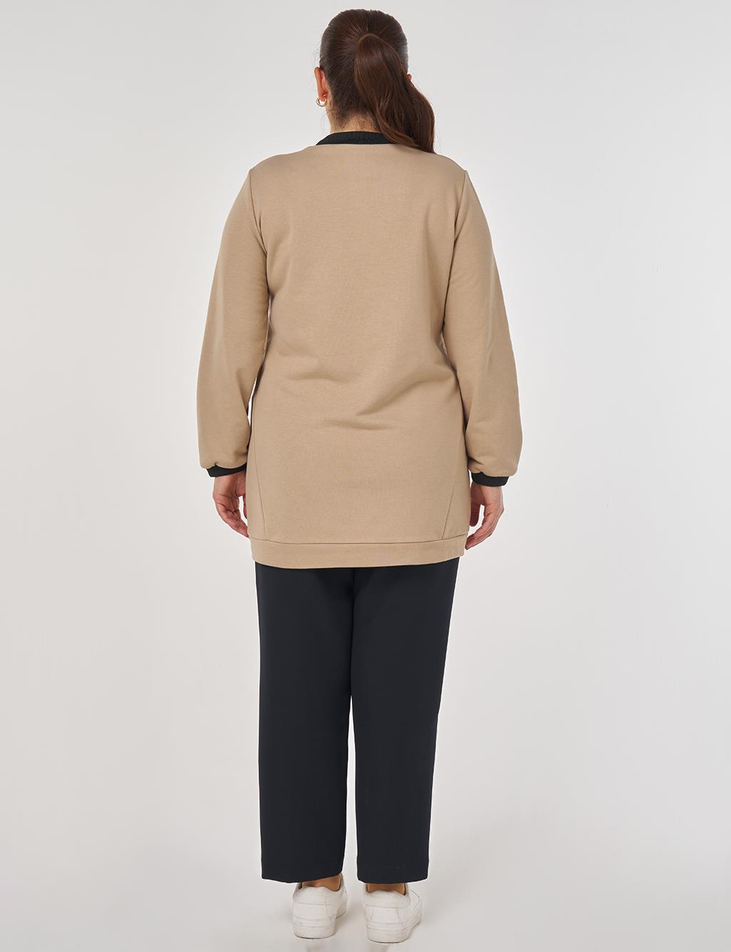 Contrast Striped Scuba Sweatshirt in Beige