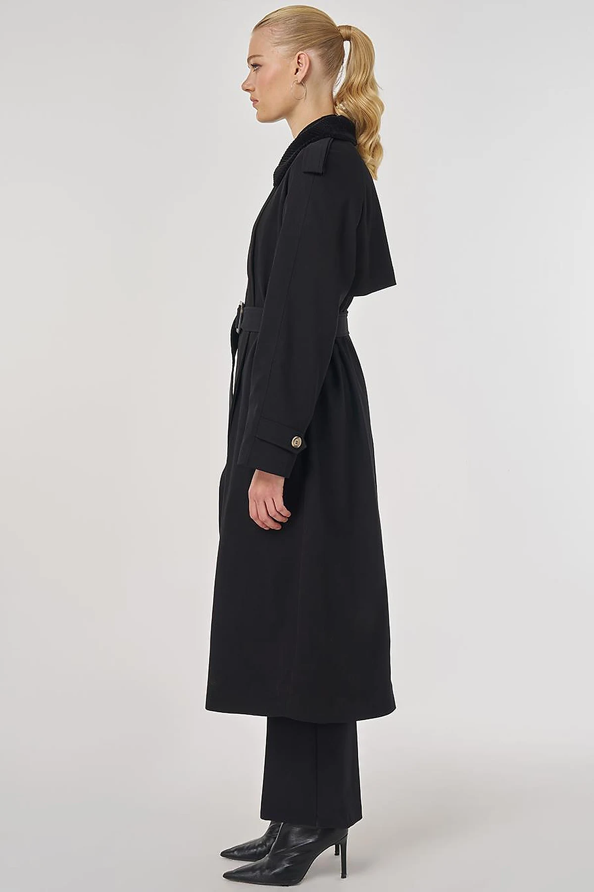Velvet Collared Trench Coat Black