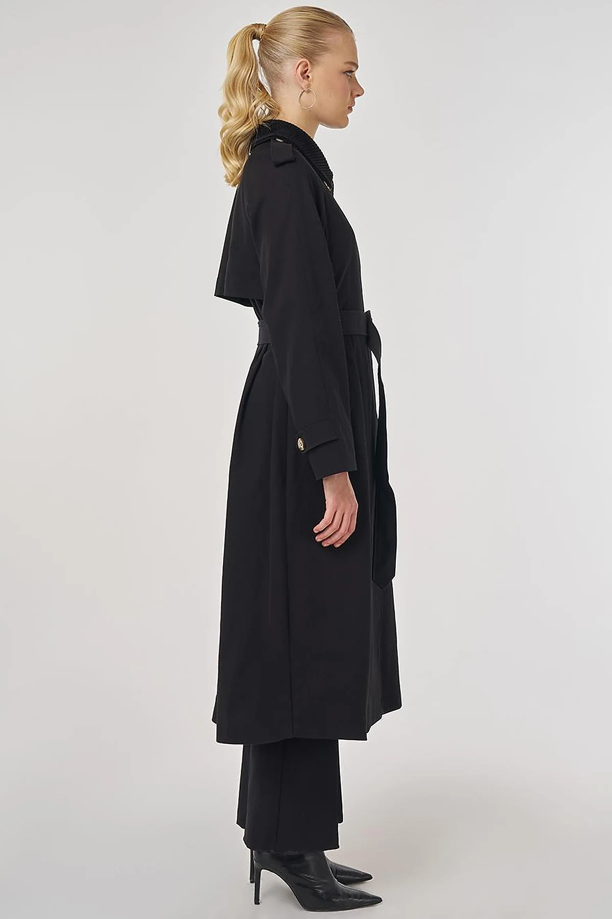 Velvet Collared Trench Coat Black