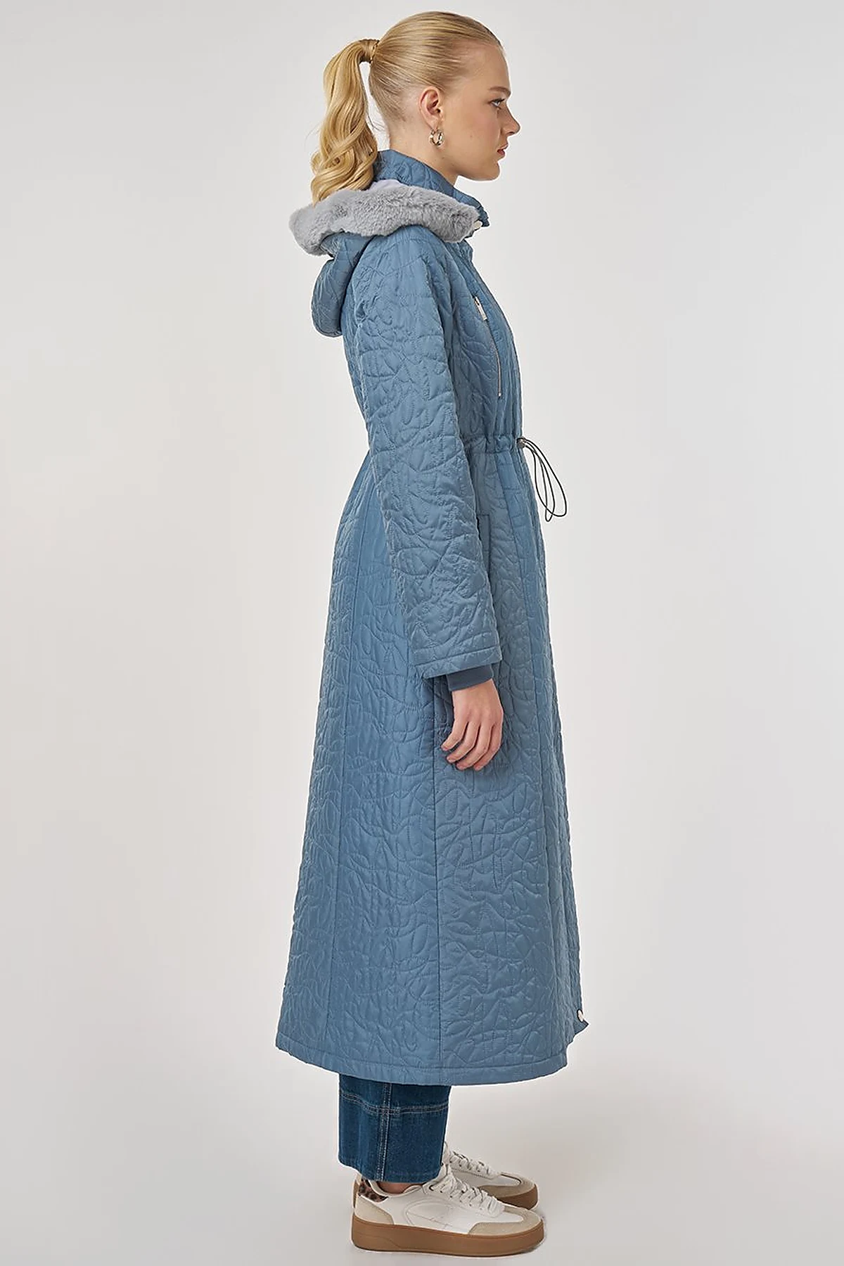 Fur-Detailed Quilted Coat in Dirty Blue