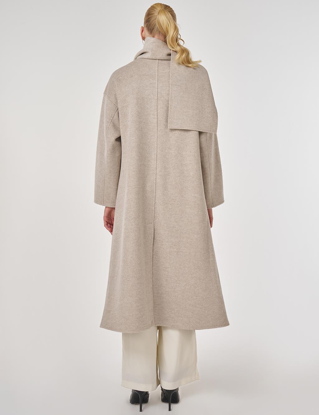 Düğme Detaylı Atkılı Kaşe Kaban Taş