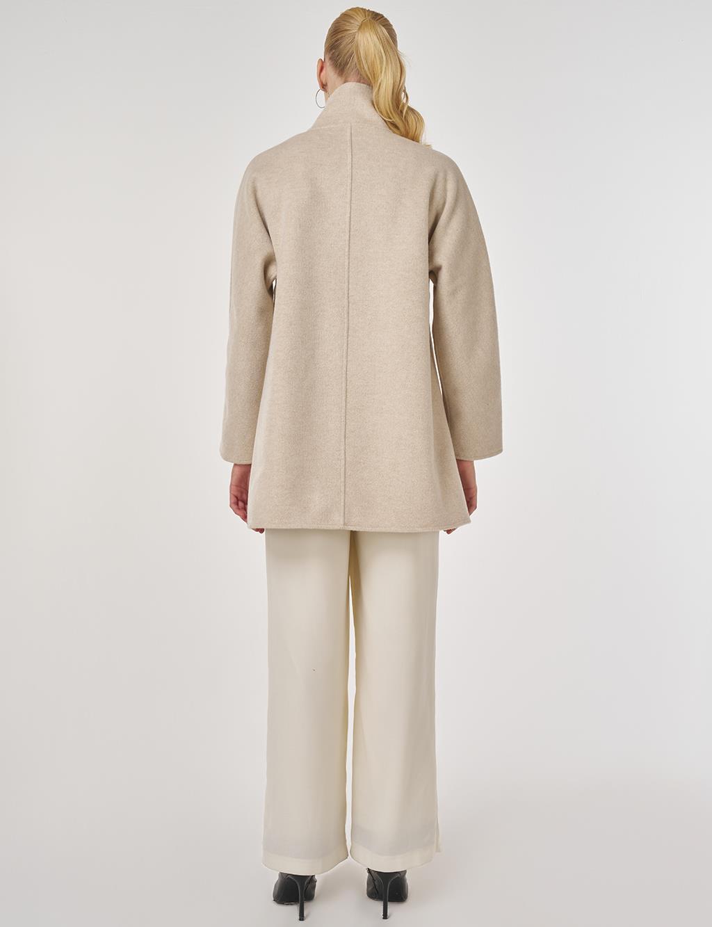 Stand Collar Short Wool Coat in Cream