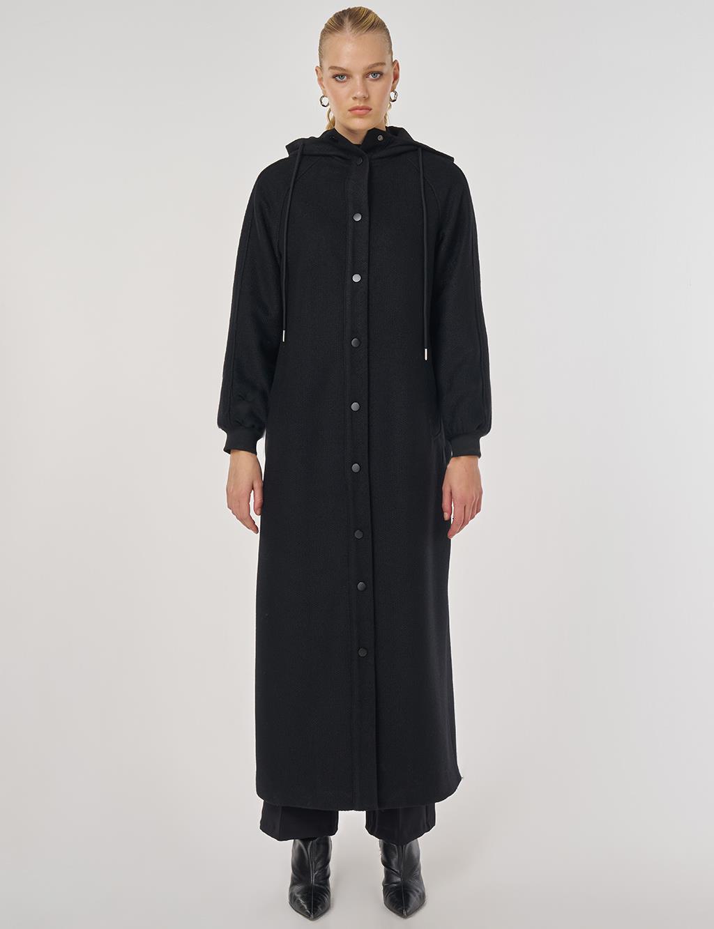 Raglan Sleeve Felt Coat in Black