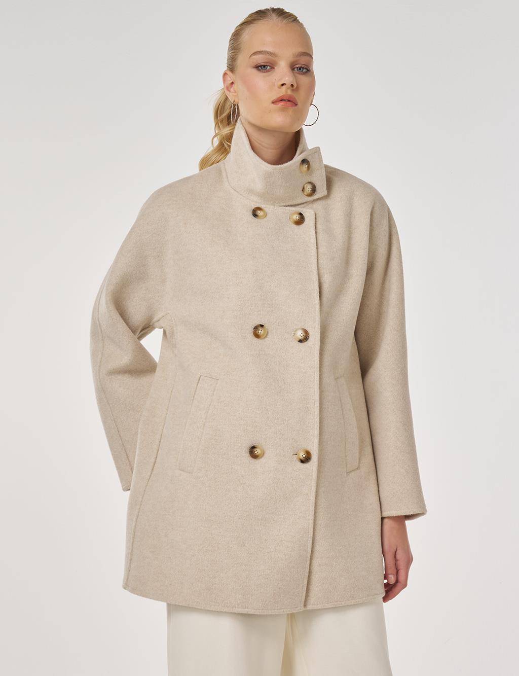 Stand Collar Short Wool Coat in Cream