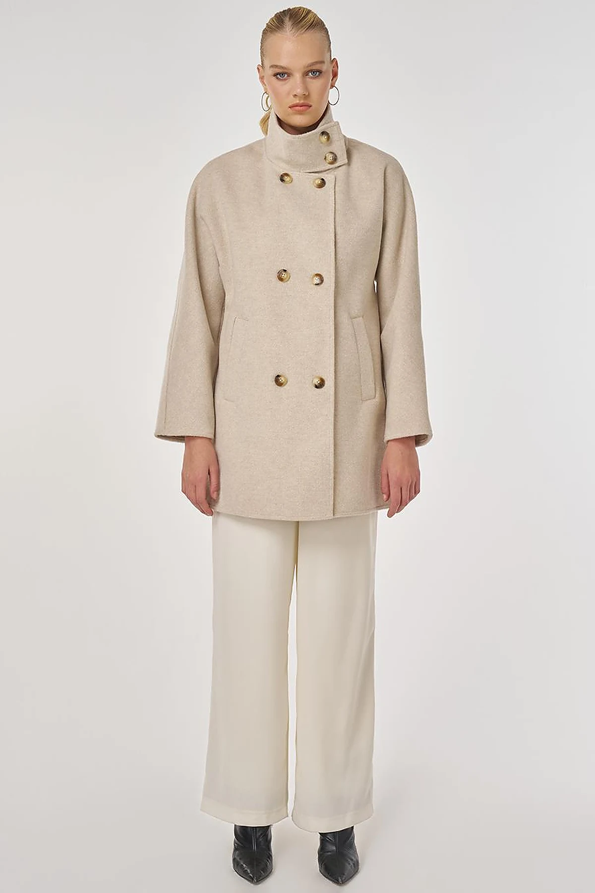 Stand Collar Short Wool Coat in Cream