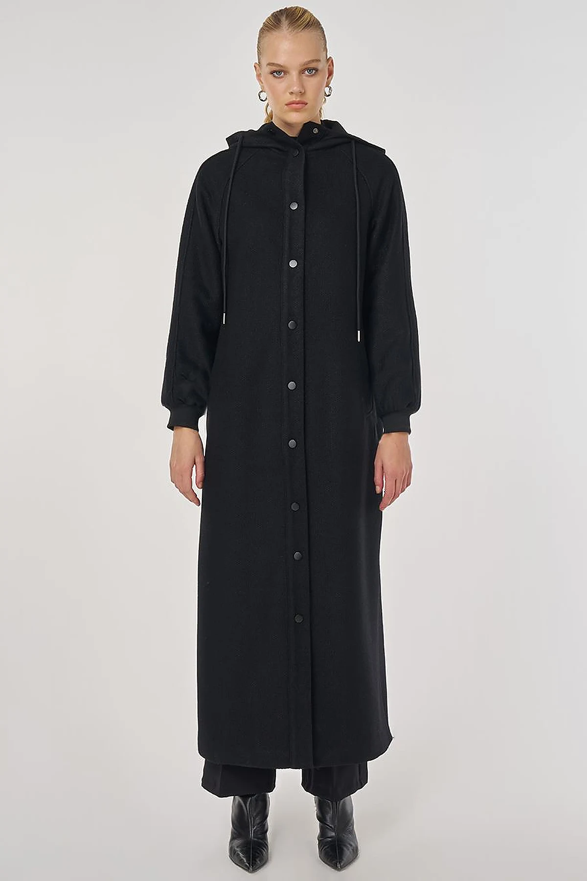 Raglan Sleeve Felt Coat in Black