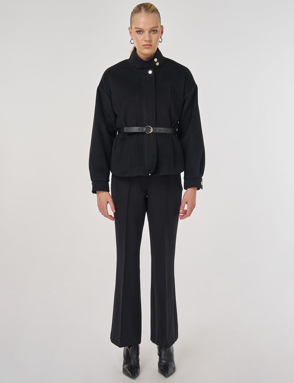 Dik Yaka Kısa Kaşe Kaban Siyah